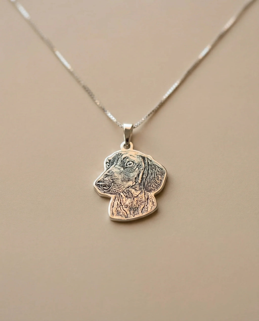 Naszyjnik z grawerem ze zdjęcia