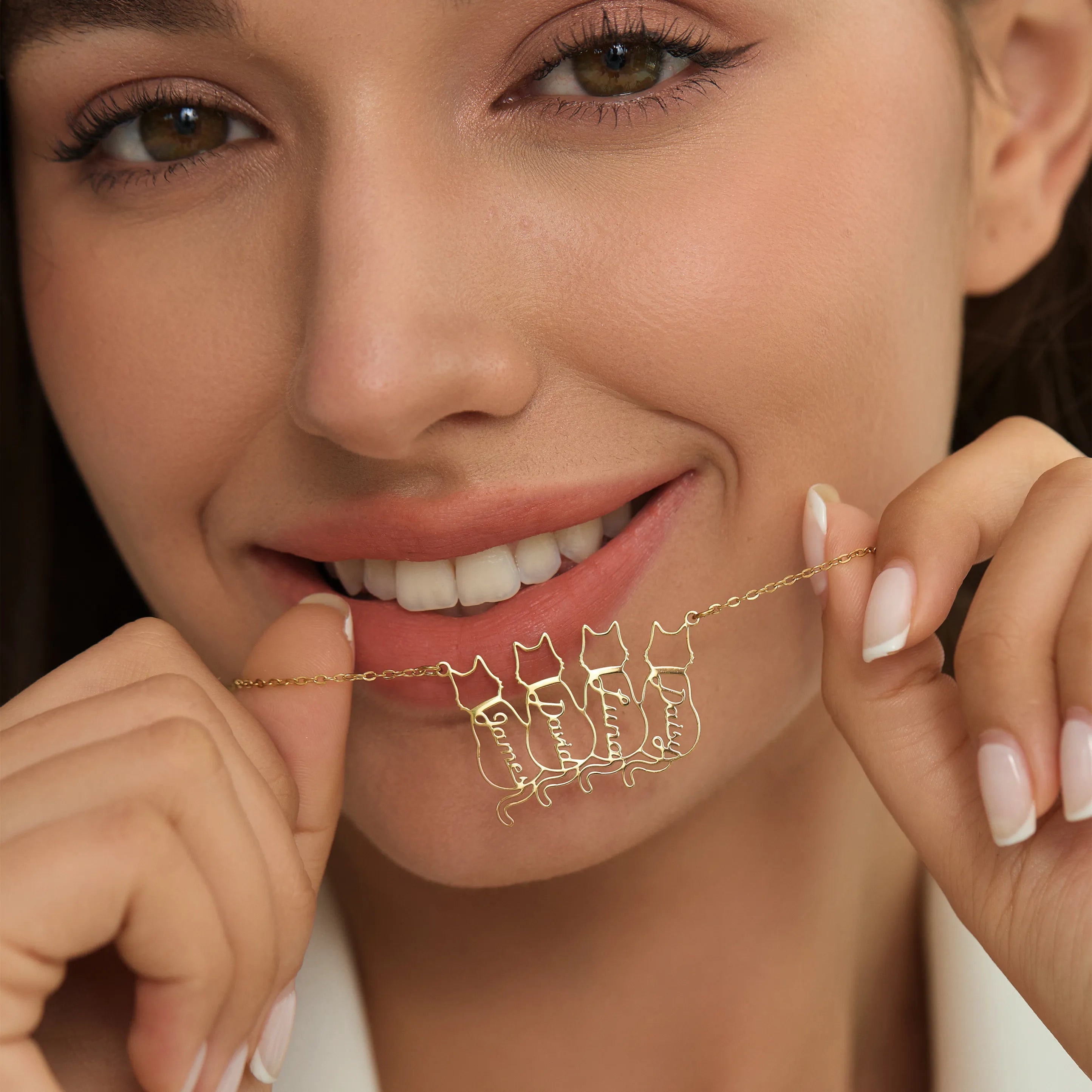 Złoty Naszyjnik „Koci Amulet Szczęścia” z Imieniem