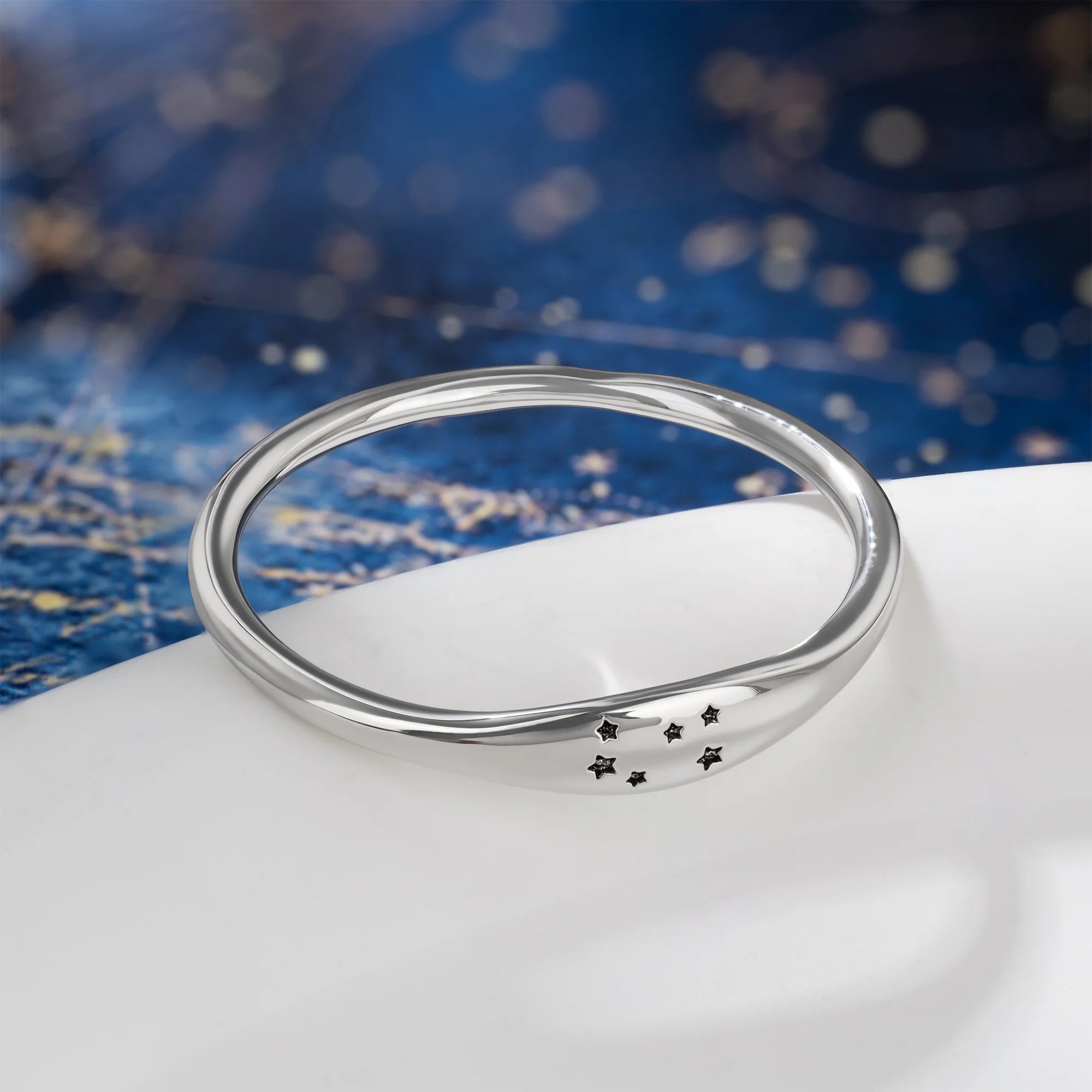 Złoty Pierścionek ze znakiem zodiaku